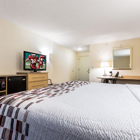 Red Roof Inn Cleveland Airport - Мидълбърг Хайтс Екстериор снимка